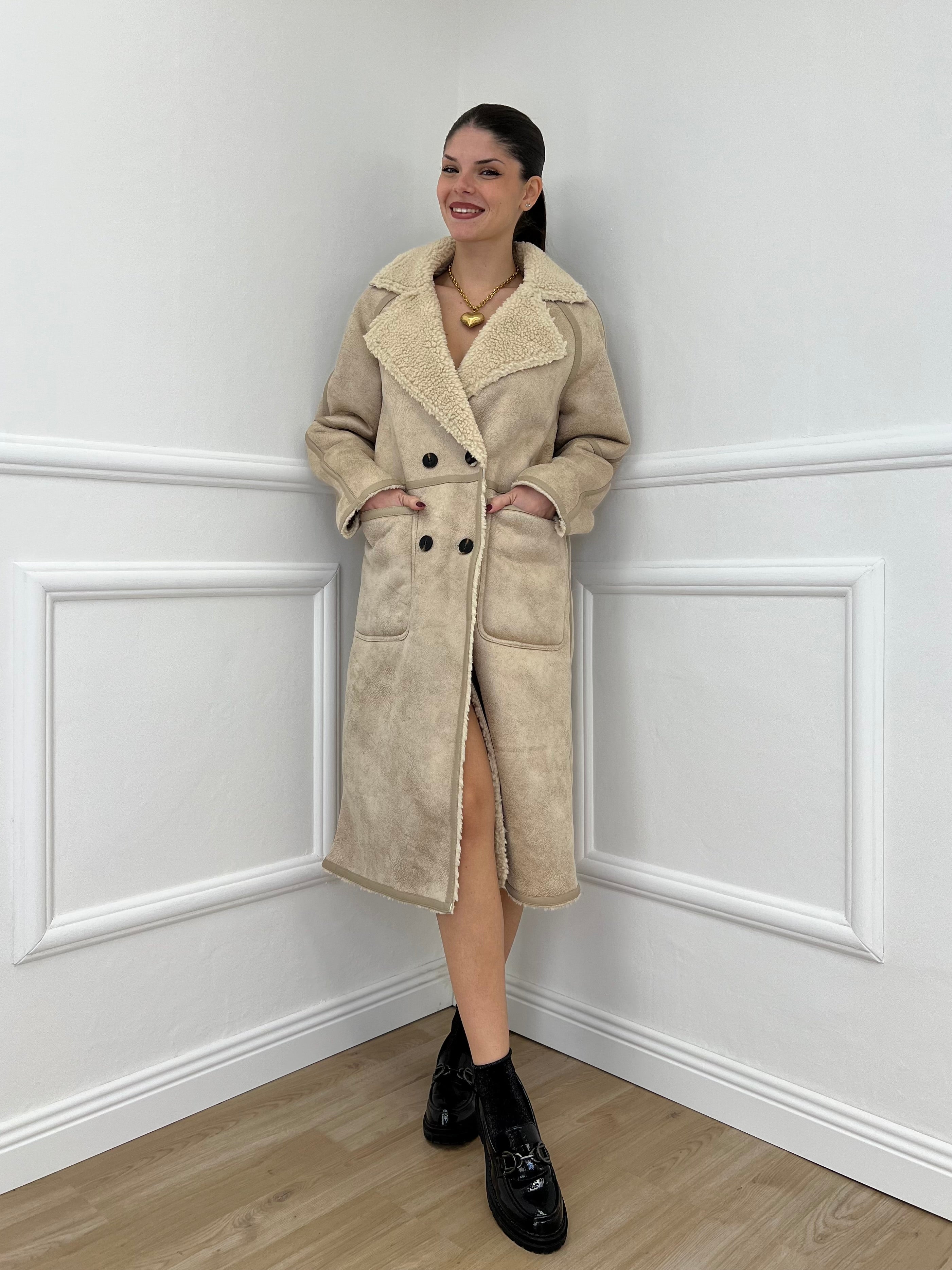 Montone Doppiopetto 23066 Ecru