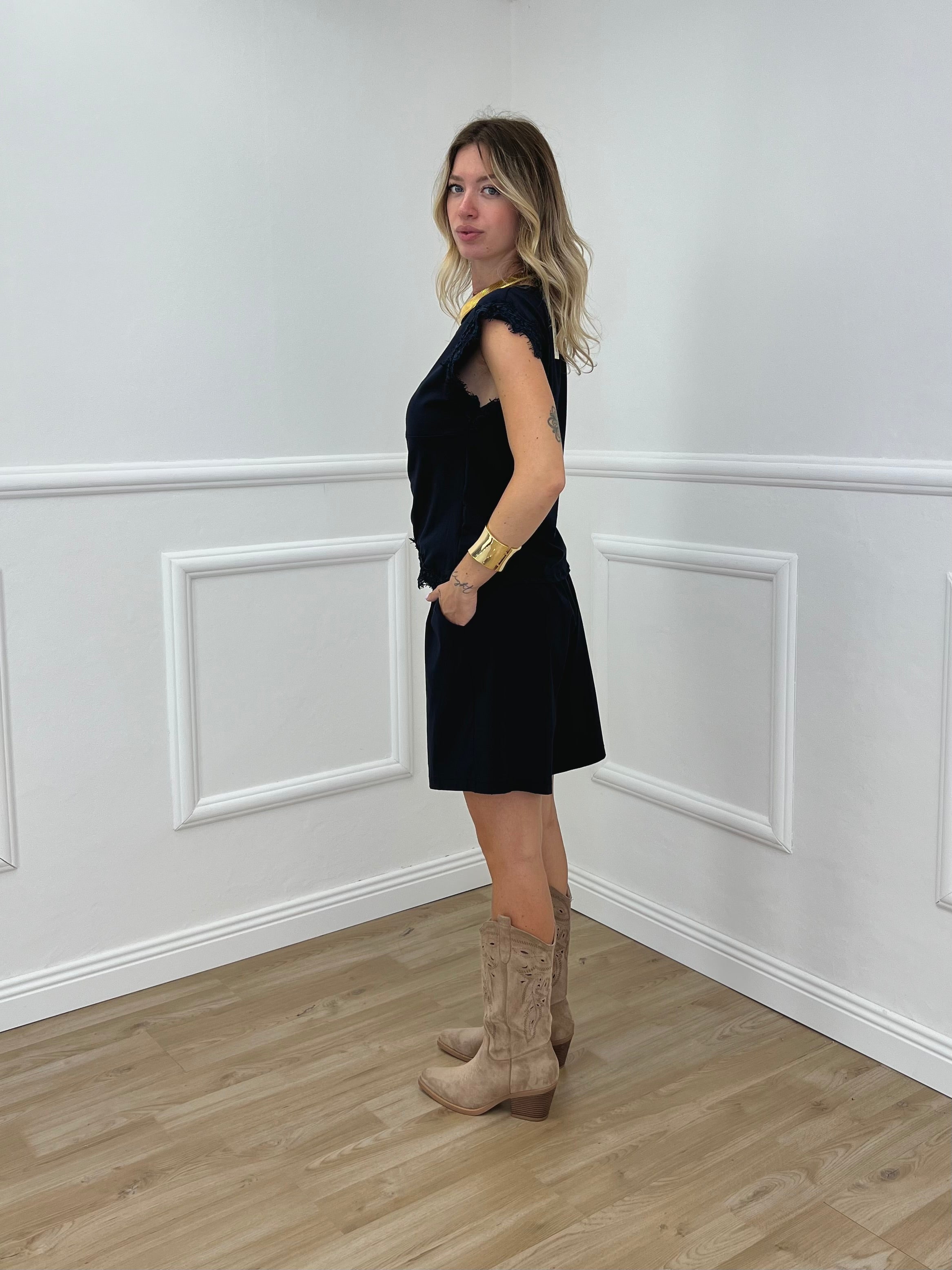 Maglia Con Pizzo e Nodo 8388 Blu