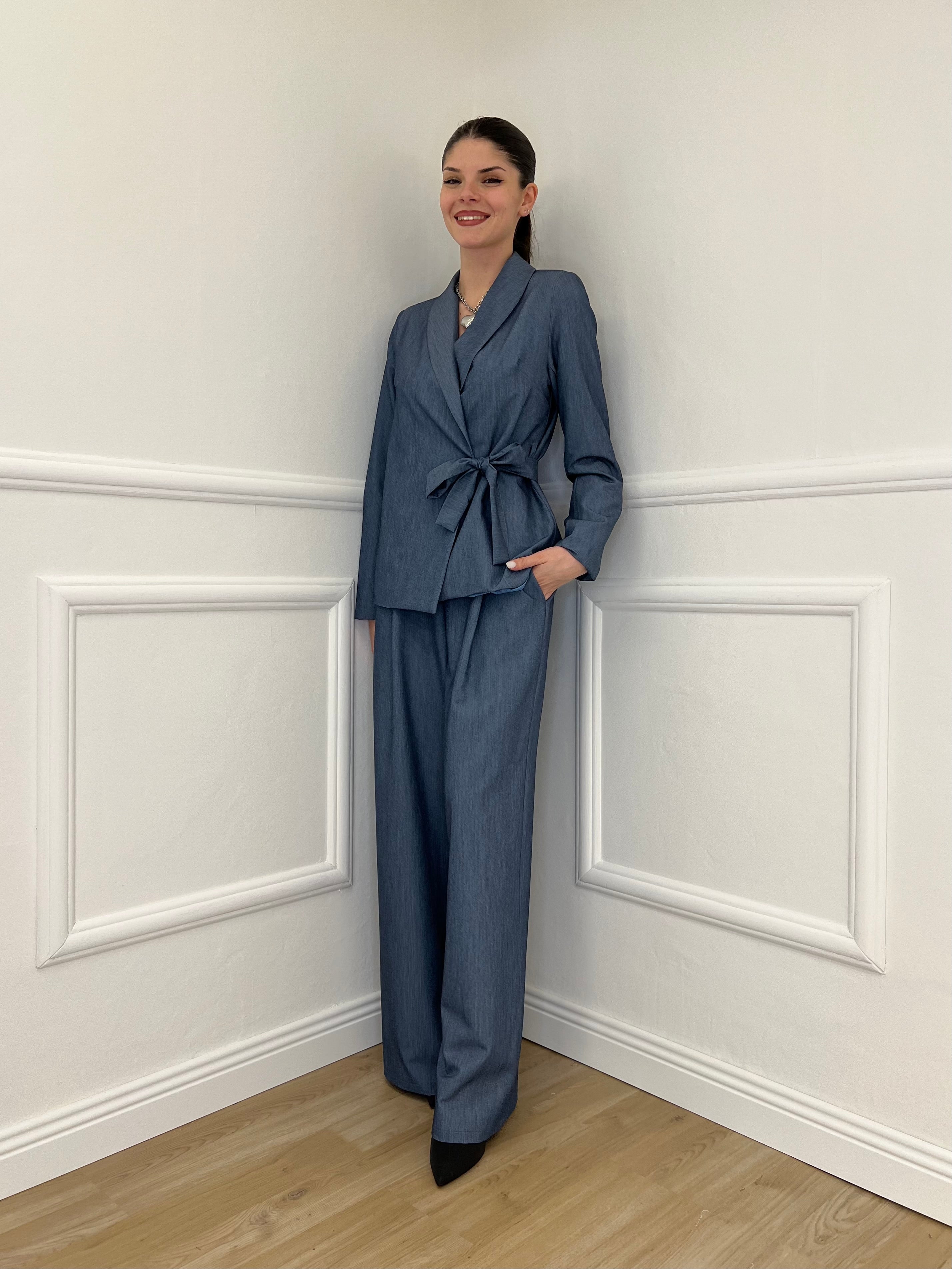 Tailleur con Fiocco 570851 Avio