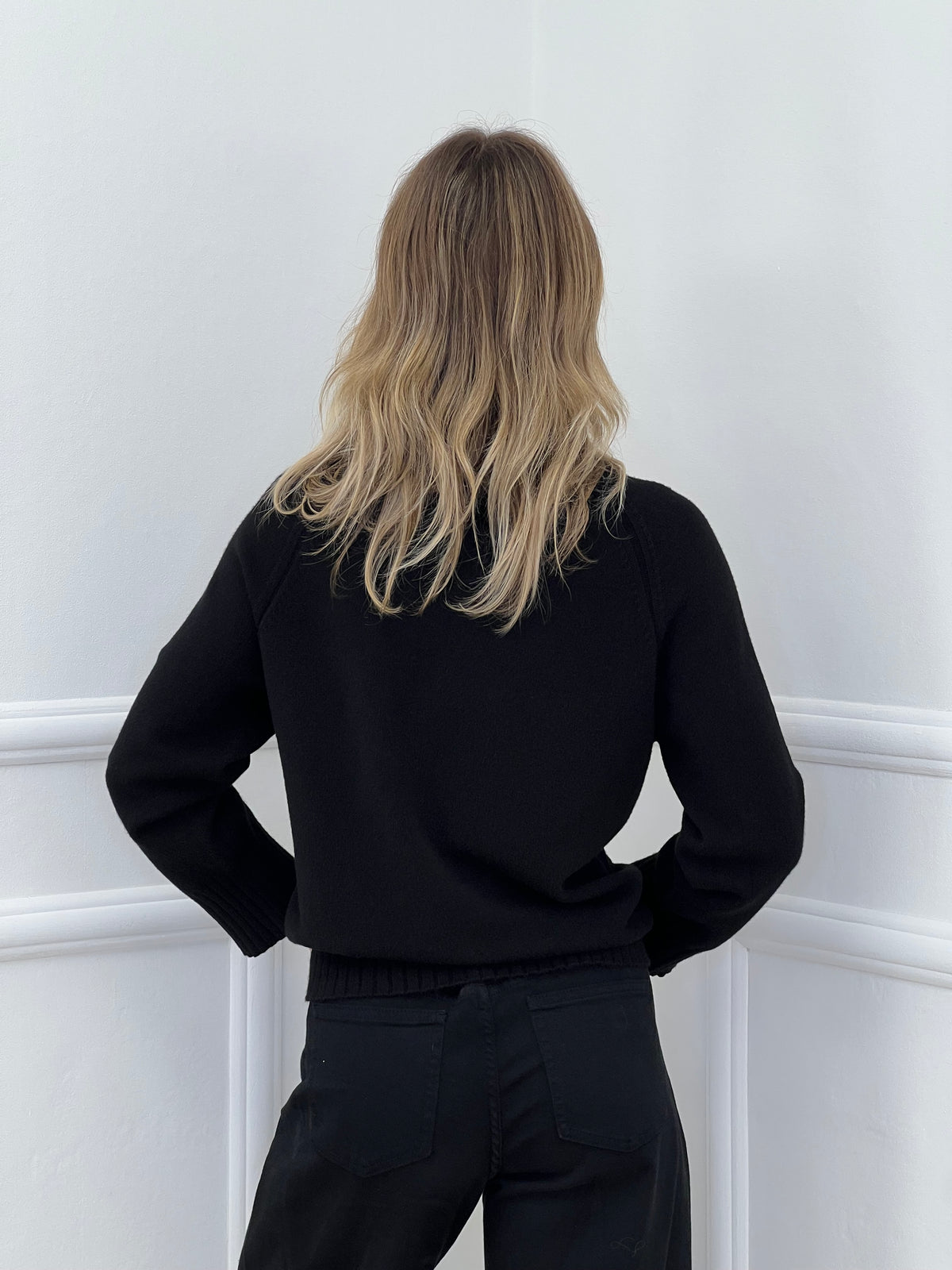 Maglia Polsini con Spacco 24160 Nero