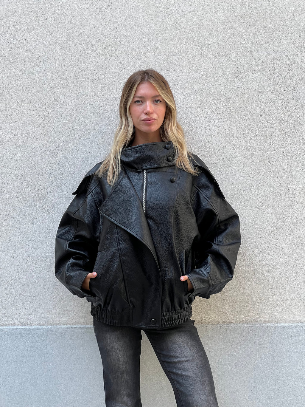 Bomber Ecopelle Martellata F01 Nero