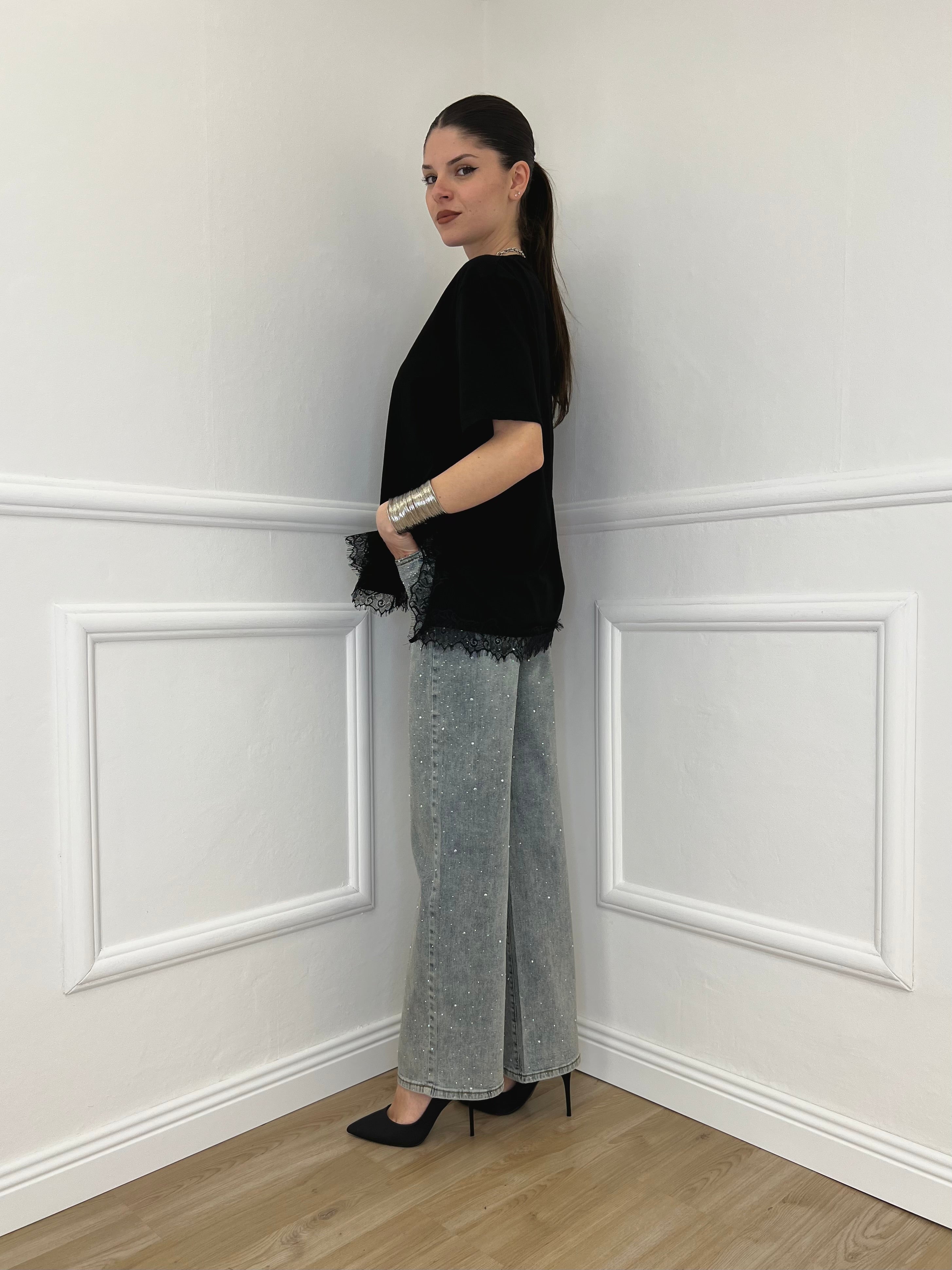 T-shirt Asimmetrica Con Pizzo 2824 Nero