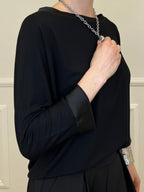 Maglia Barchetta Con Profili in Satin 43002