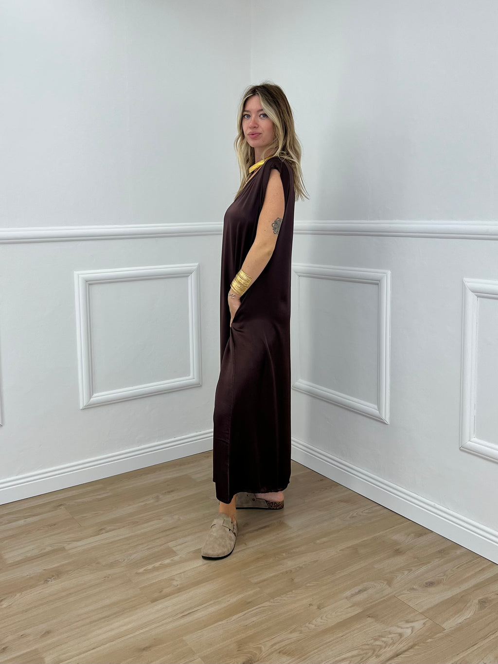 Vestito In Raso di Viscosa A00850 Marrone