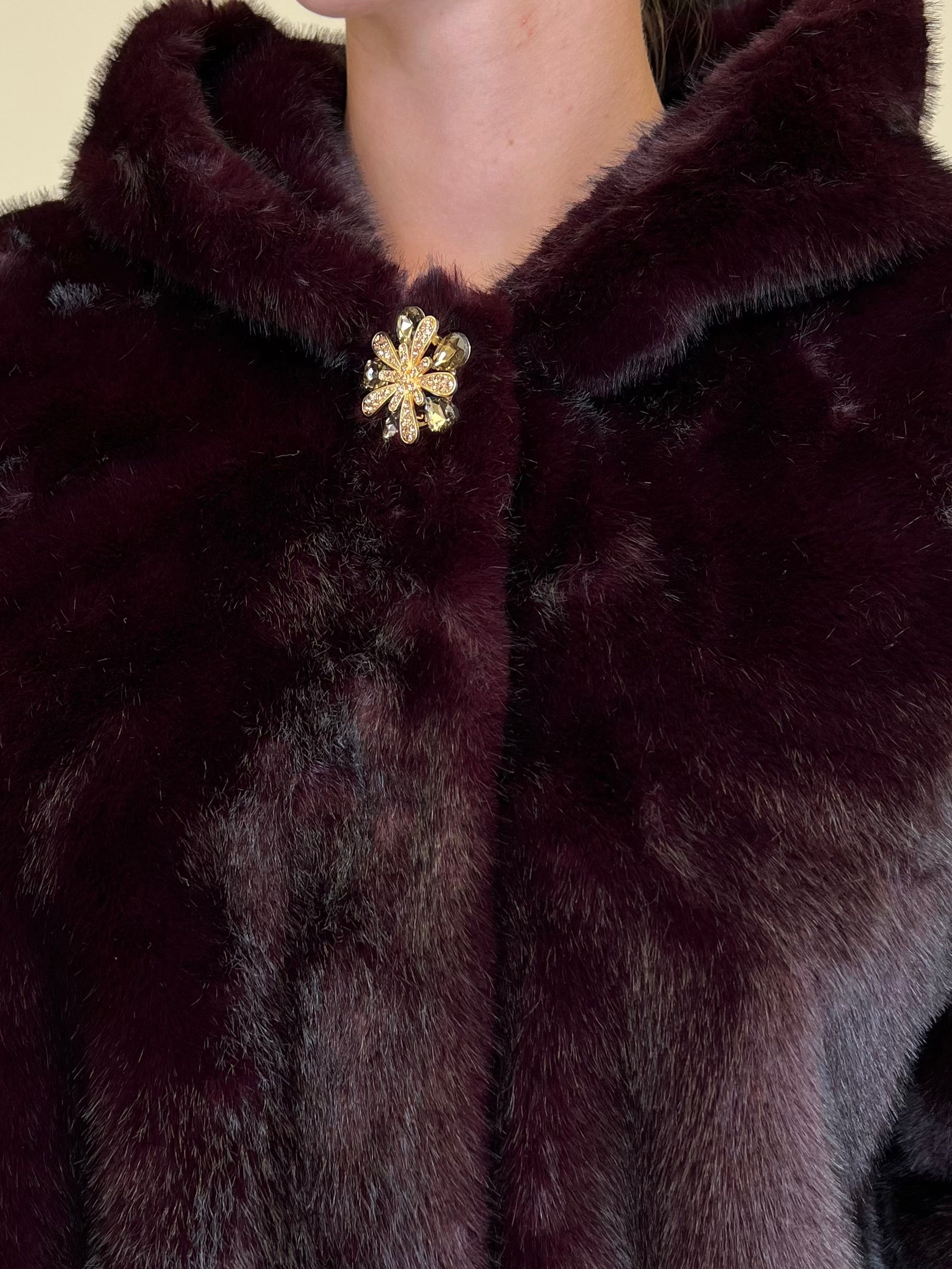 Pelliccia Gioiello Cappuccio C039 Bordeaux - Bazar Abbigliamento