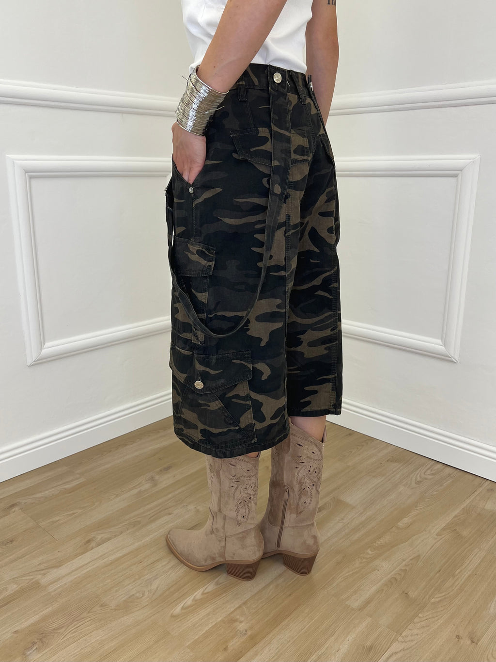 Bermuda Camouflage Con Bretelle 22333