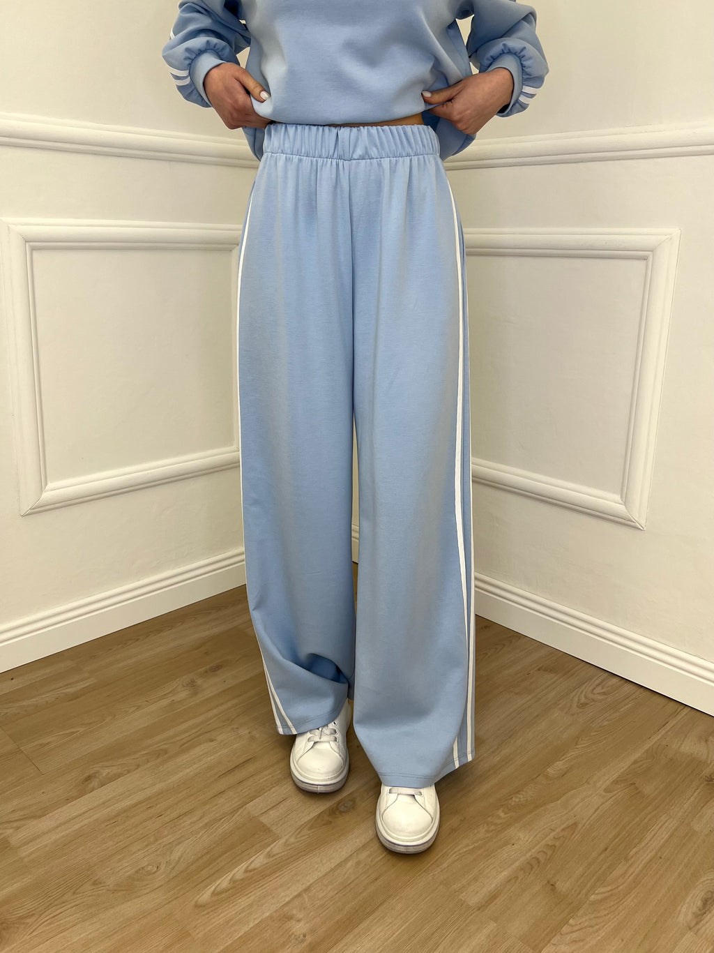 Tuta Bande Girocollo 88426 Azzurro