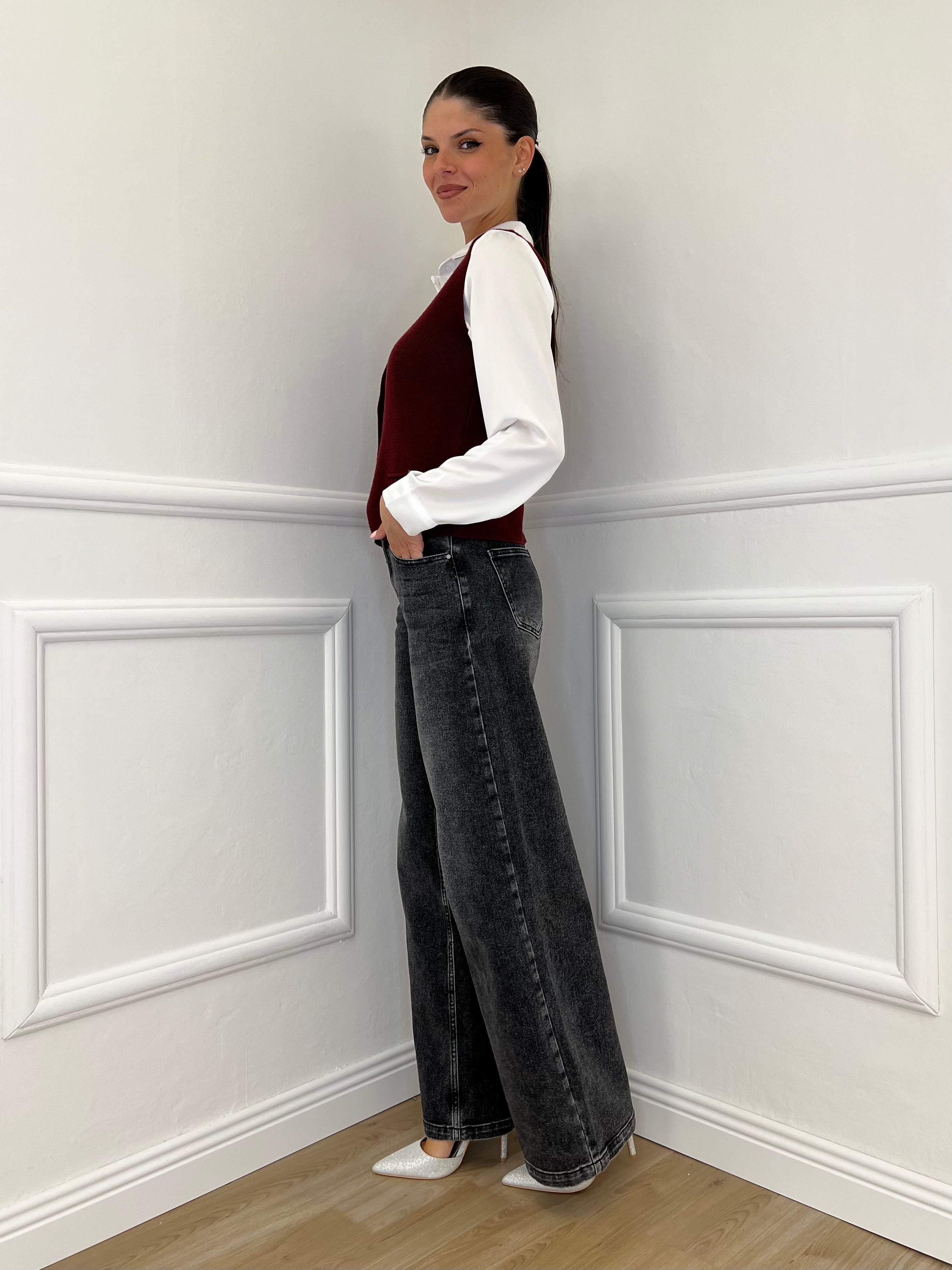 5013 Bordeaux Knitted Vest