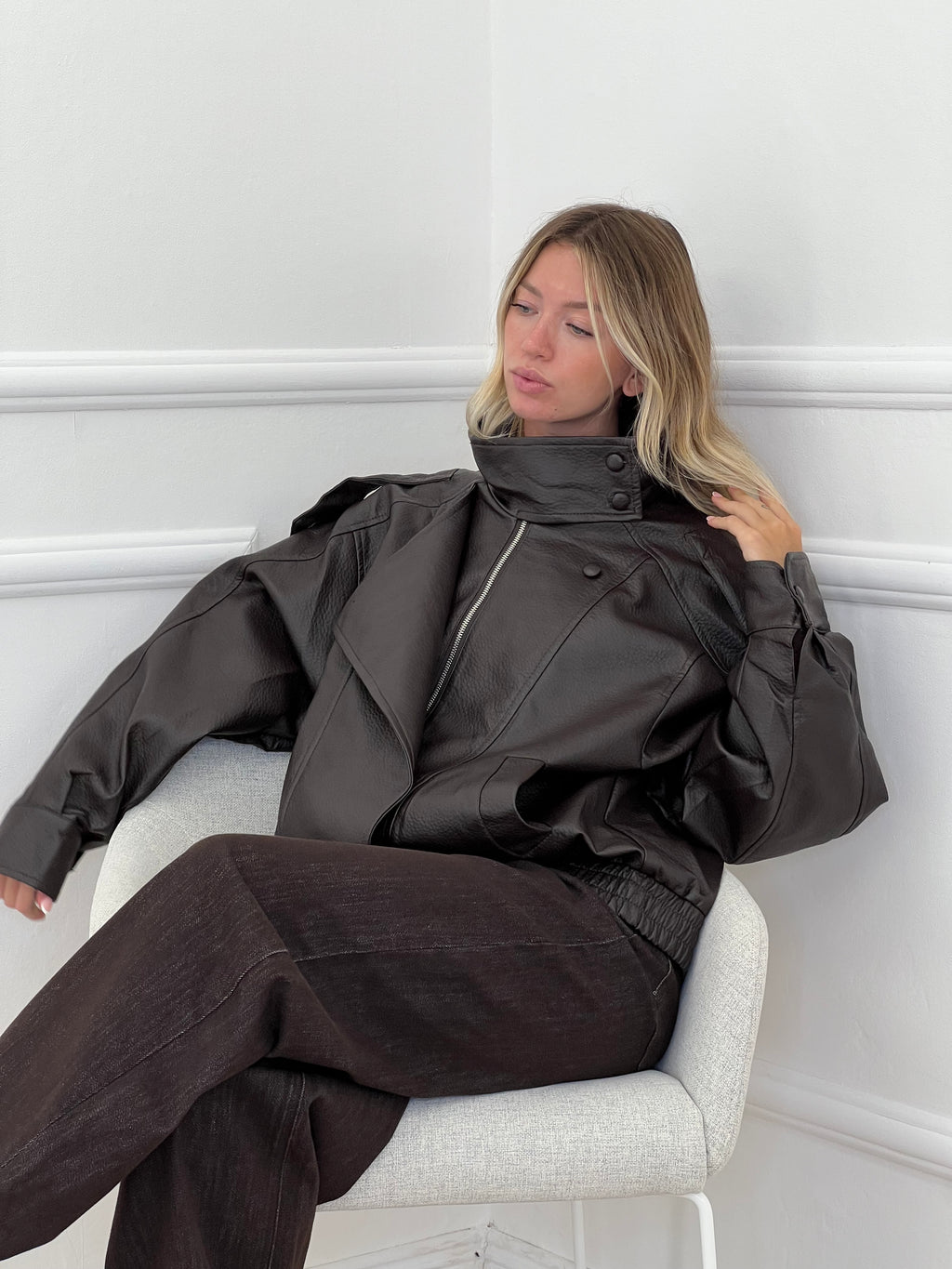 Bomber Ecopelle Martellata F01 Marrone