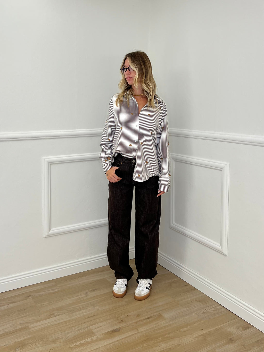 Camicia Cuori Ricamati 1255 Marrone