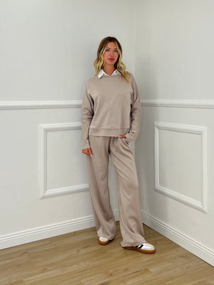 Tuta Oversize Girocollo D27629 Taupe