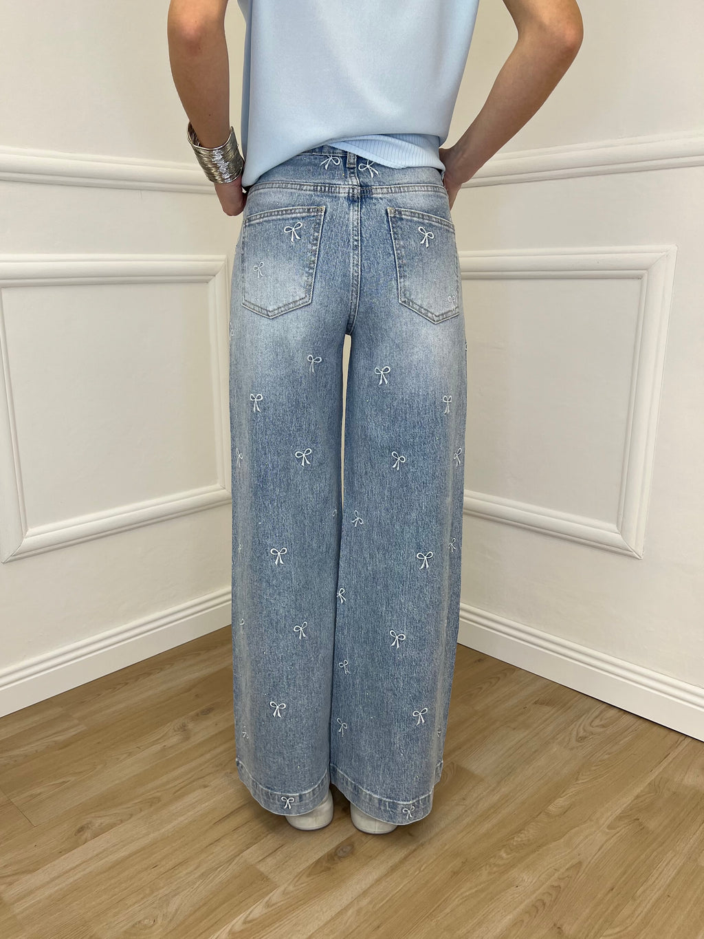 Jeans Con Fiocchi Ricamati e Strass 5354 Azzurro