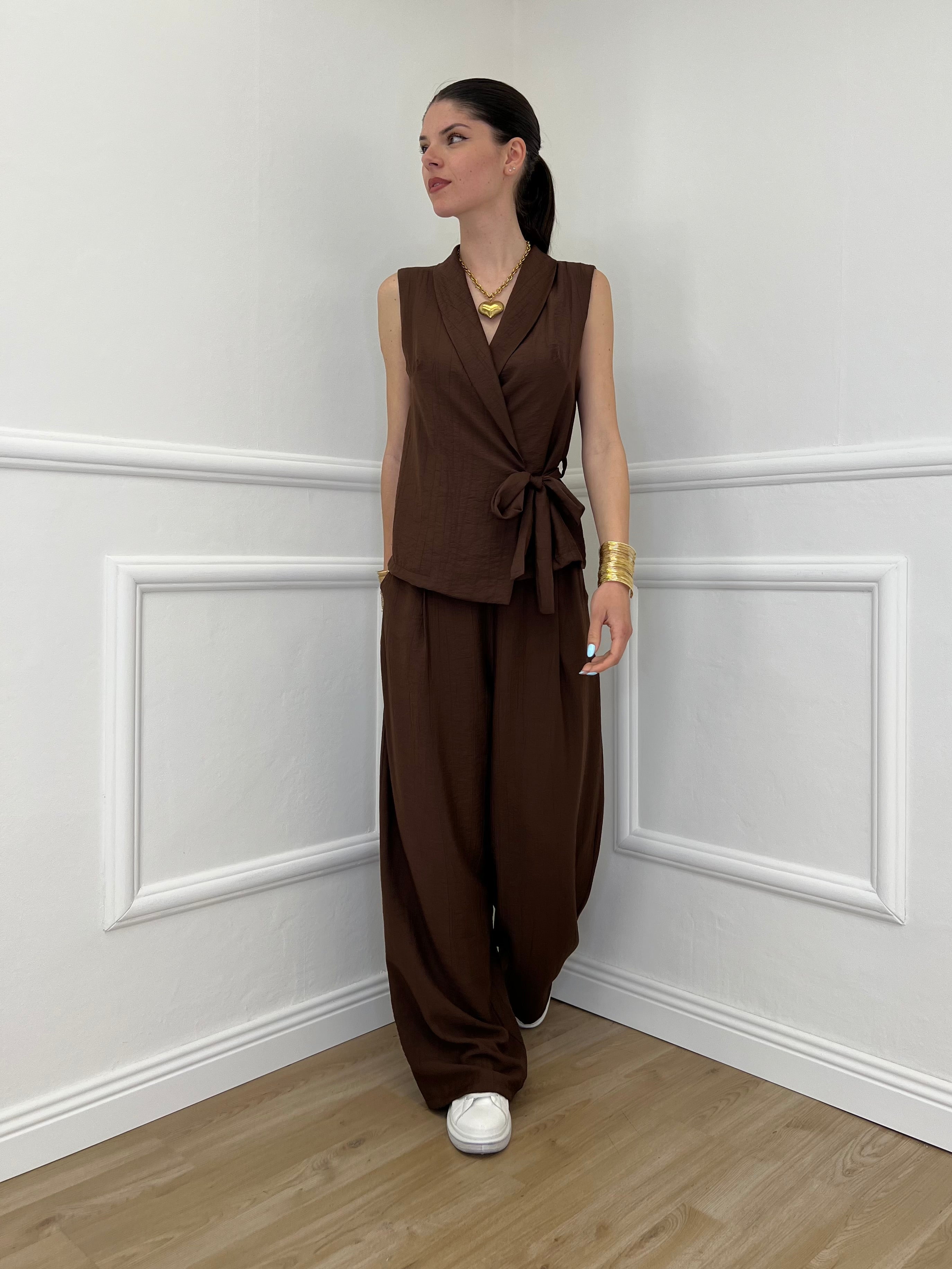 Completo Gilet Fiocco Crêpe 2852 Marrone