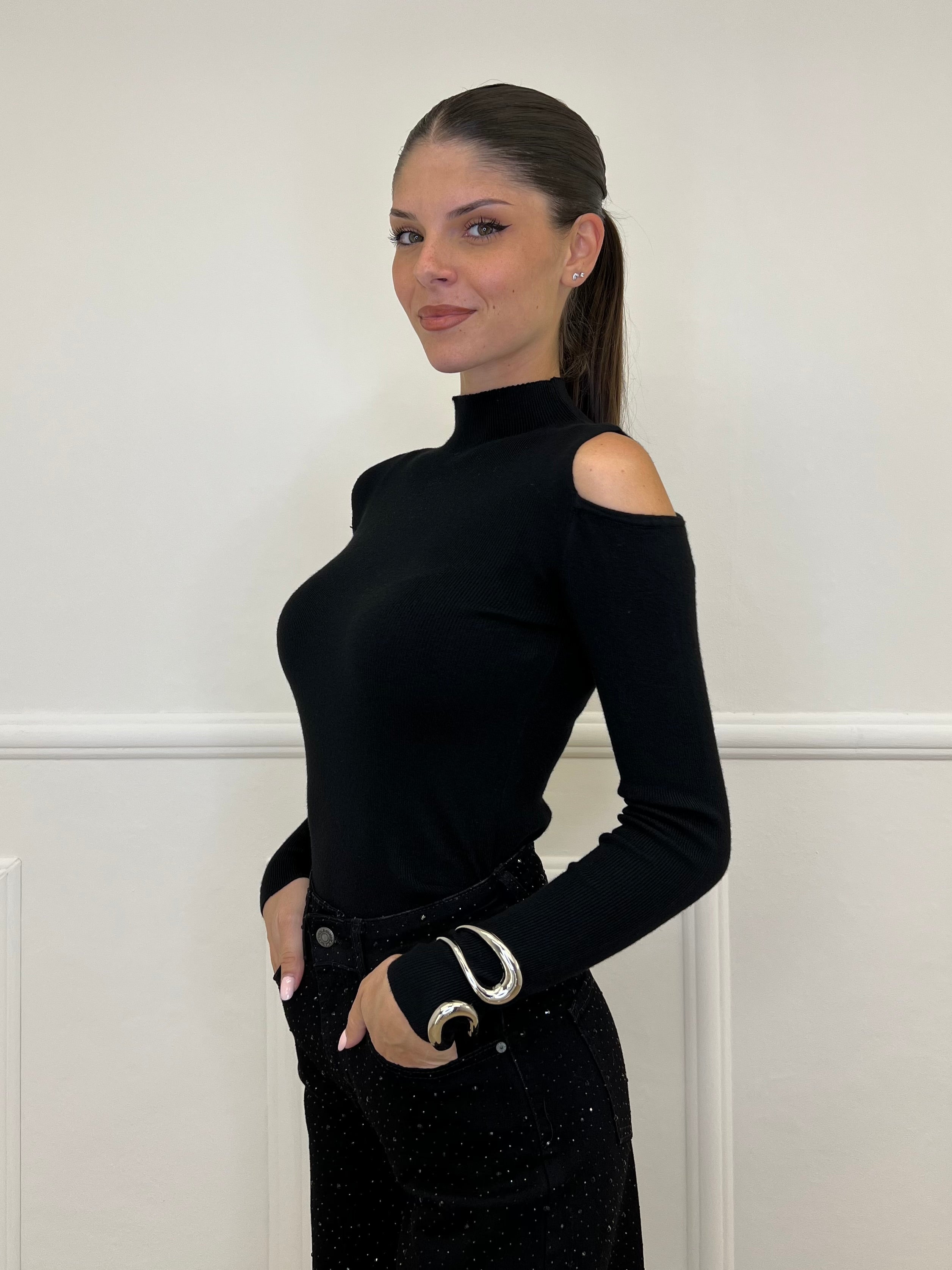 Maglia Spalle Cut Out 8096 Nero