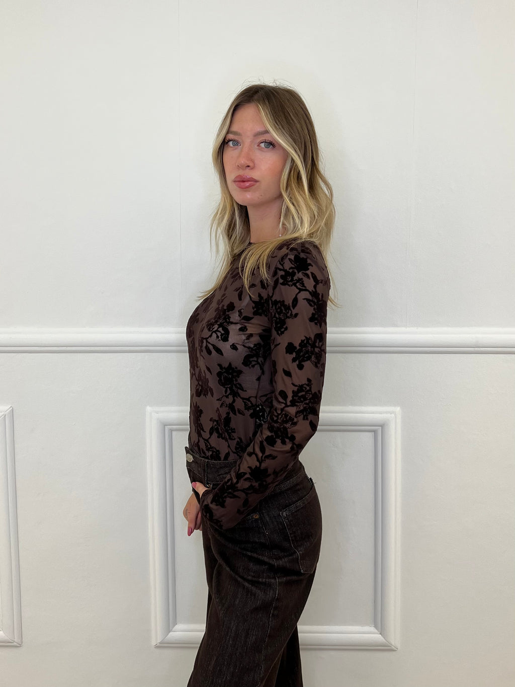 Top in Tulle con Ricamo Floreale 25855 Marrone