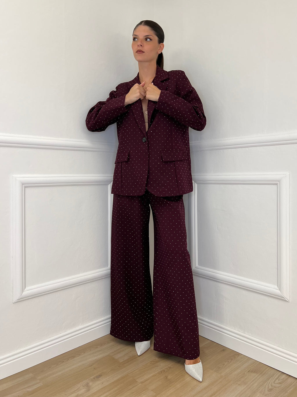 Tailleur Micro Borchie L5181 Bordeaux - Bazar Abbigliamento