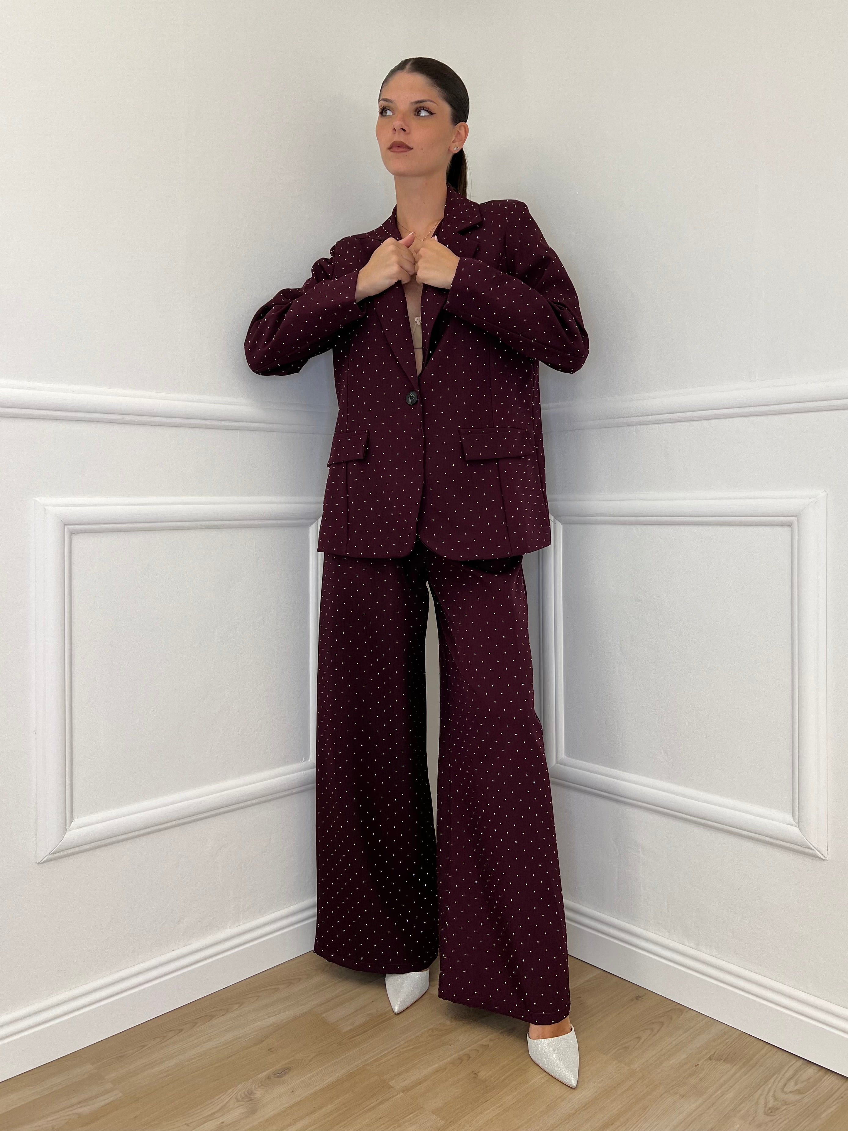 Tailleur Micro Borchie L5181 Bordeaux - Bazar Abbigliamento